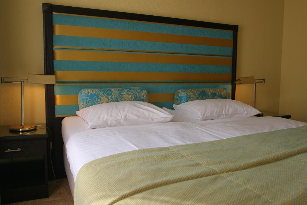 Dormio Wijnhotel Valkenburg Valkenburg aan de Geul Oda fotoğraf